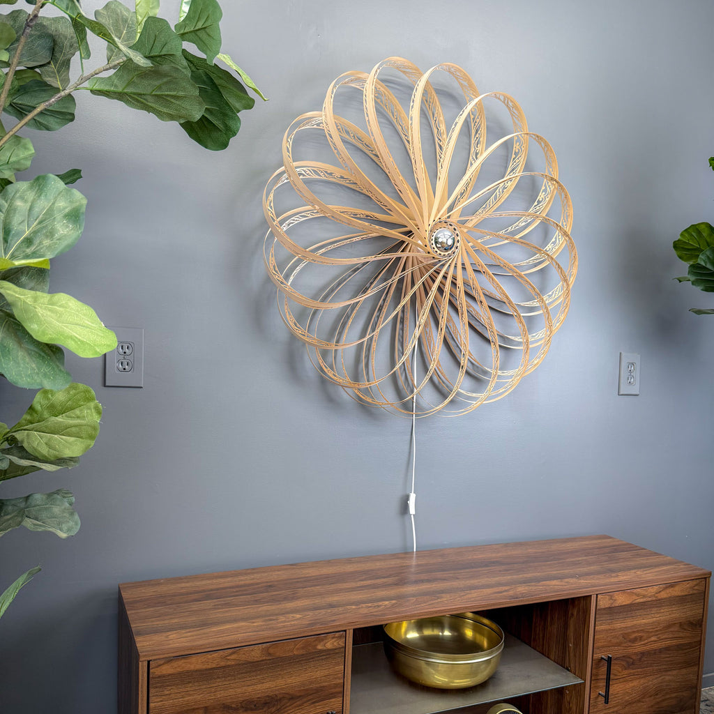 Lunaria | Maple Veneer Accent Light  |  39"