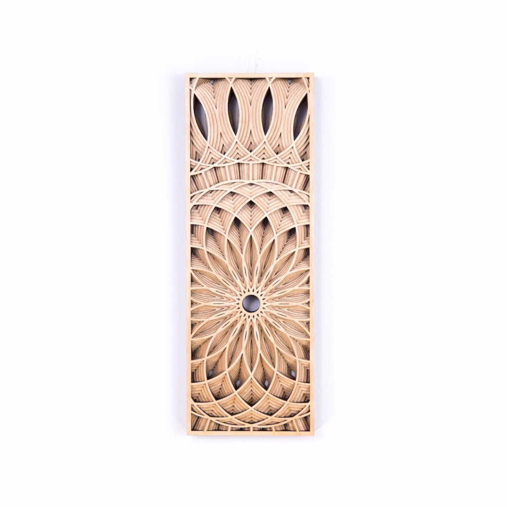 Dahlia ~16x6